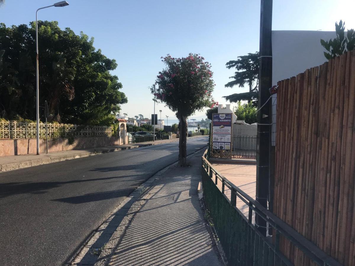 Apartament La Casetta Al Porto Di Ischia Zewnętrze zdjęcie
